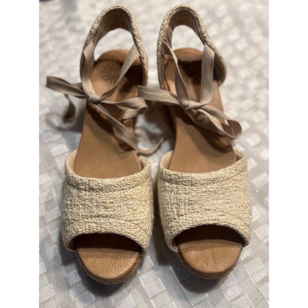Ugg Women's Australia Delmar Espadrille Wedge Sandal Size 10